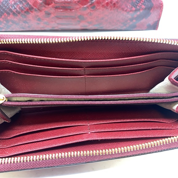 Michael Kors Red Python Embossed Large Hamilton Bag with Matching Wallet. - Picture 10 of 13